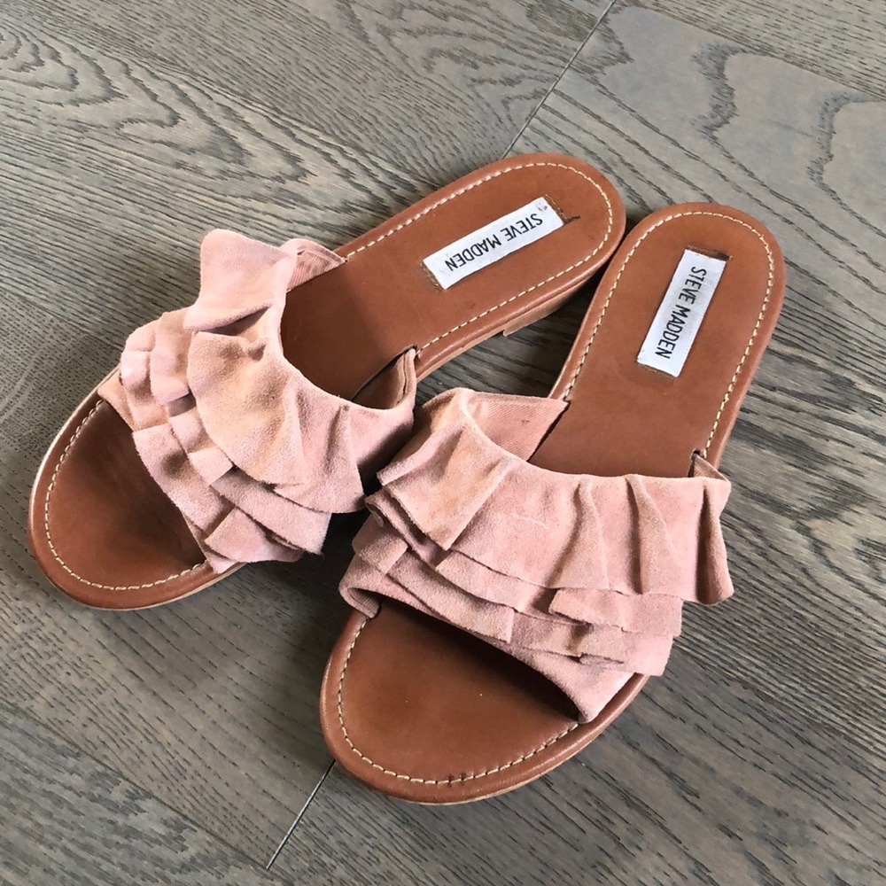 Steve Madden suede ruffle flats